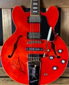 Epiphone Inspired By Gibson Joe Bonamassa 1962 ES-335 Sixties Cherry Autografada